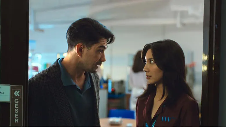 Фонове зображення Найгарніша дівчина у світі