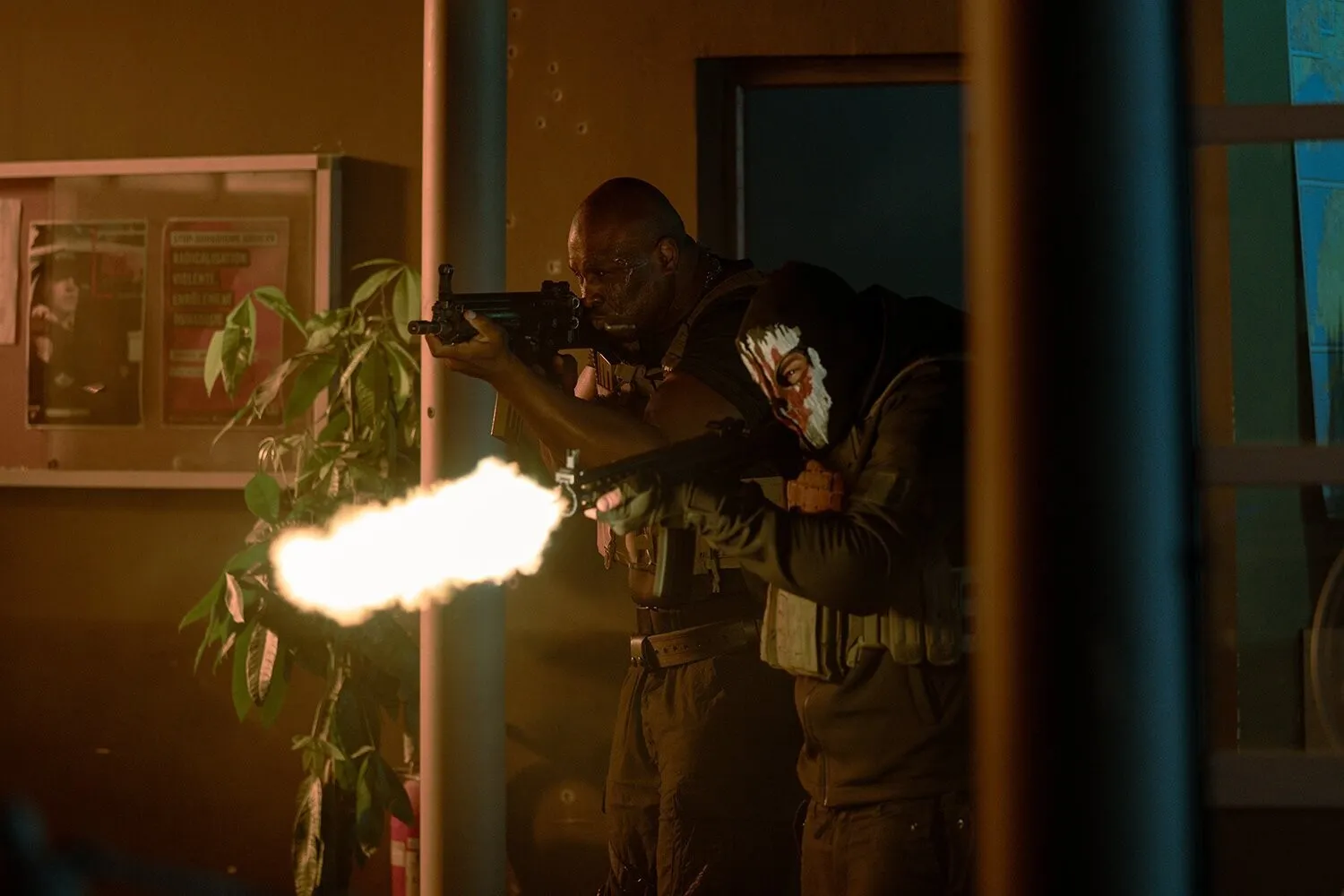 Фонове зображення Нокаут