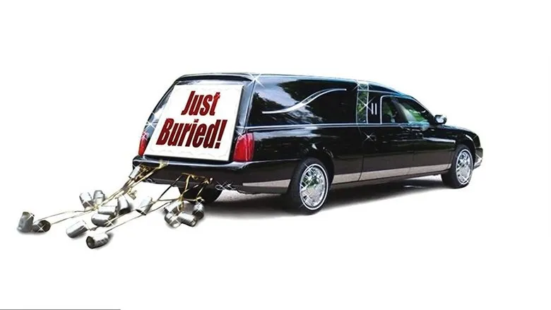 Фонове зображення Чотири похорони та одне весілля