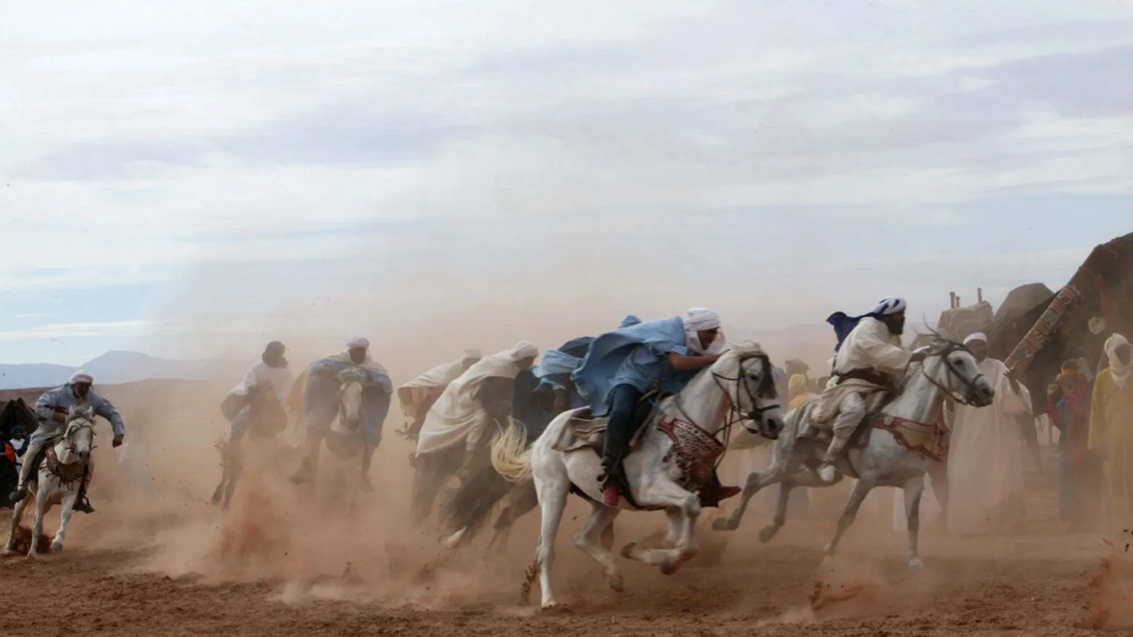 Фонове зображення Зайна: Володарка Атлаських гір